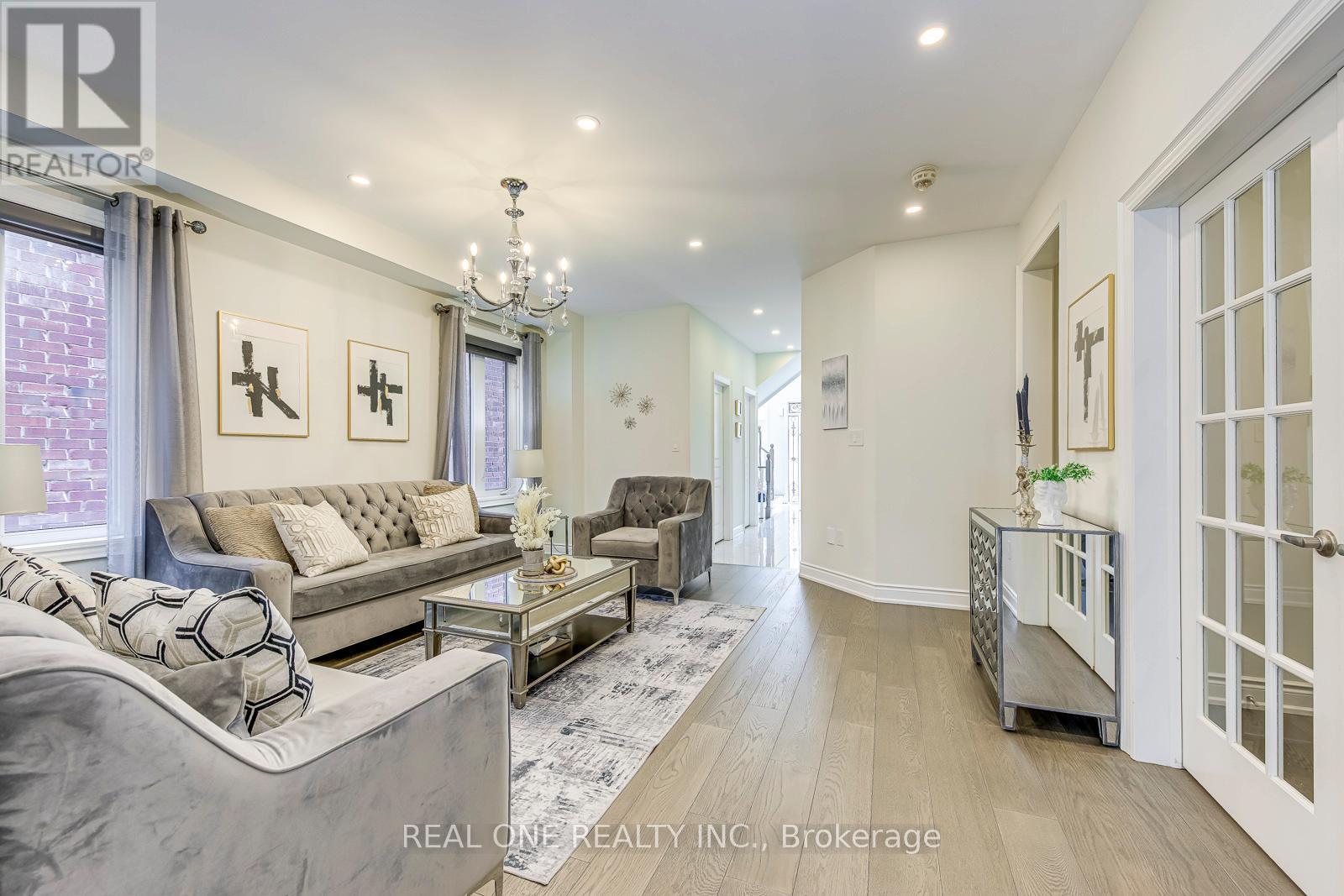 463 Grindstone Trail, Oakville, Ontario  L6H 7H5 - Photo 9 - W12557798