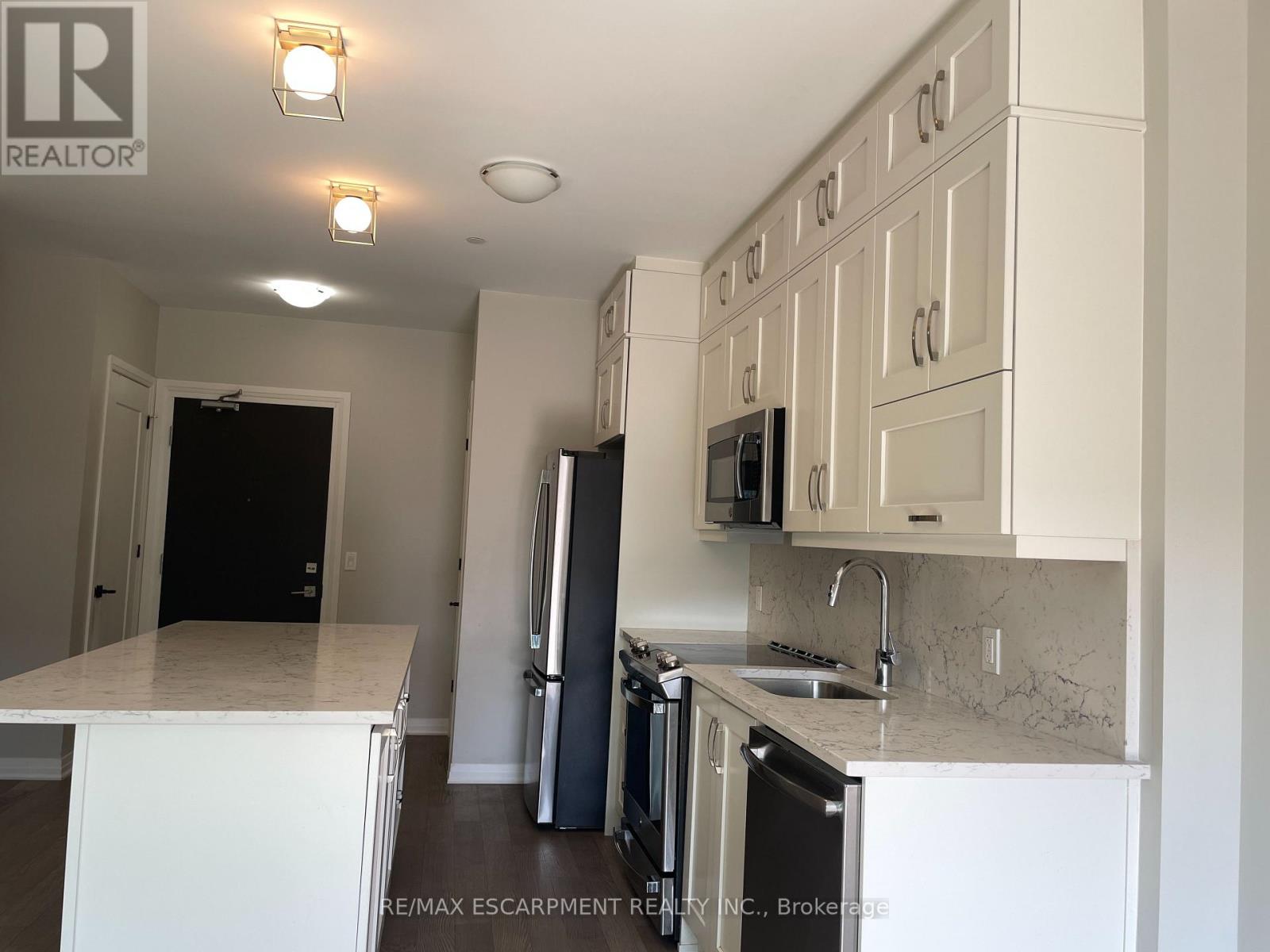 502 - 102 Grovewood Common, Oakville, Ontario  L6H 0X2 - Photo 12 - W12557812