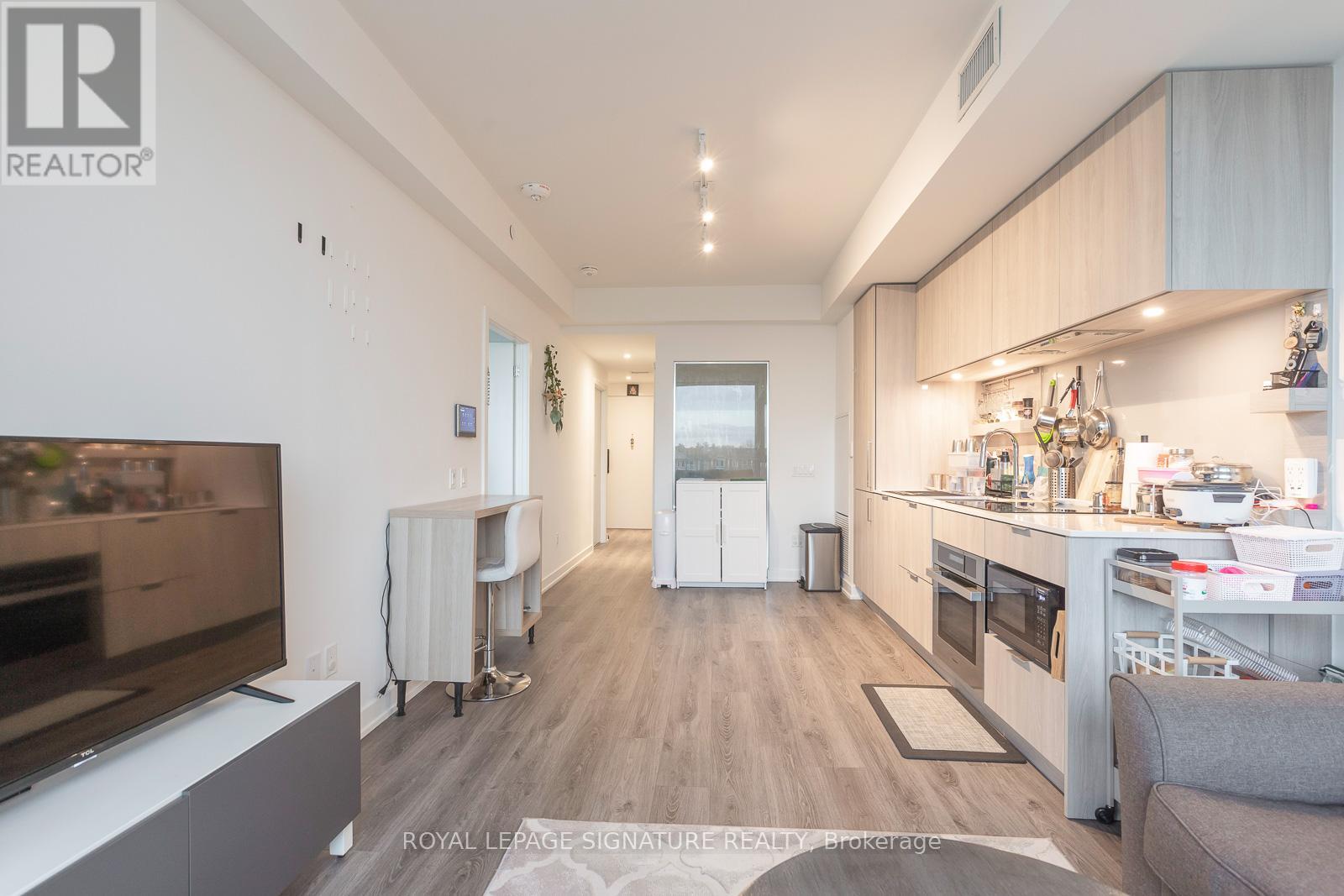 303 - 28 Ann Street, Mississauga, Ontario  L5G 0E1 - Photo 10 - W12557834