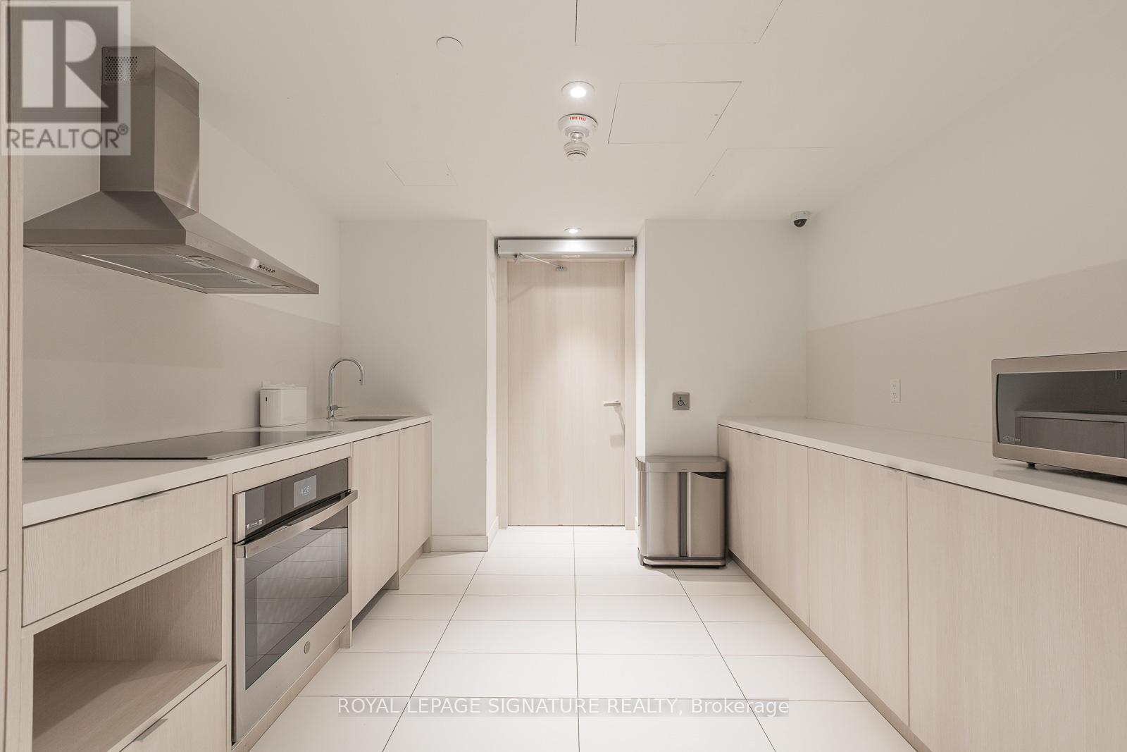 303 - 28 Ann Street, Mississauga, Ontario  L5G 0E1 - Photo 30 - W12557834