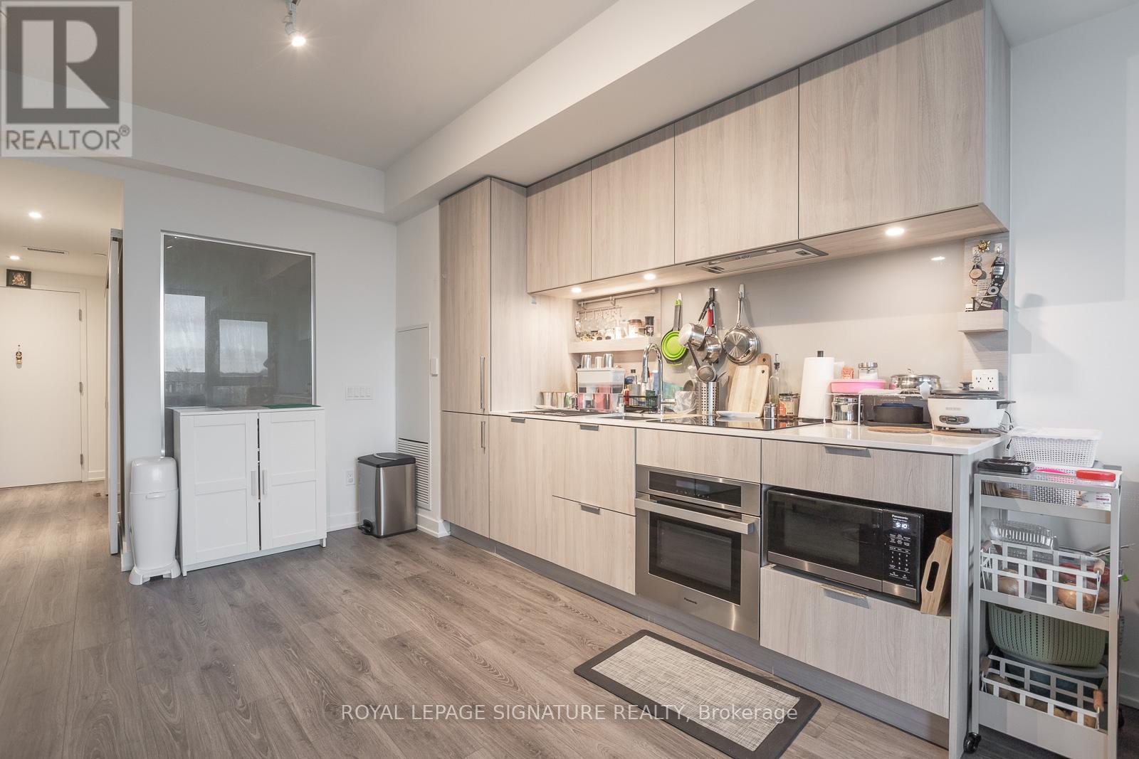 303 - 28 Ann Street, Mississauga, Ontario  L5G 0E1 - Photo 6 - W12557834