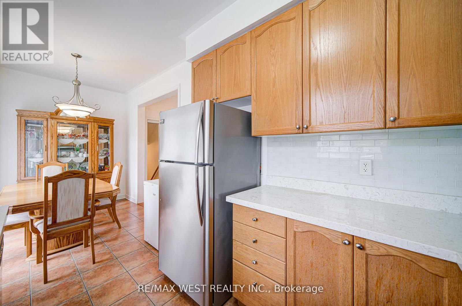 12 Eaglefield Gate, Brampton, Ontario  L7A 3S2 - Photo 25 - W12557844