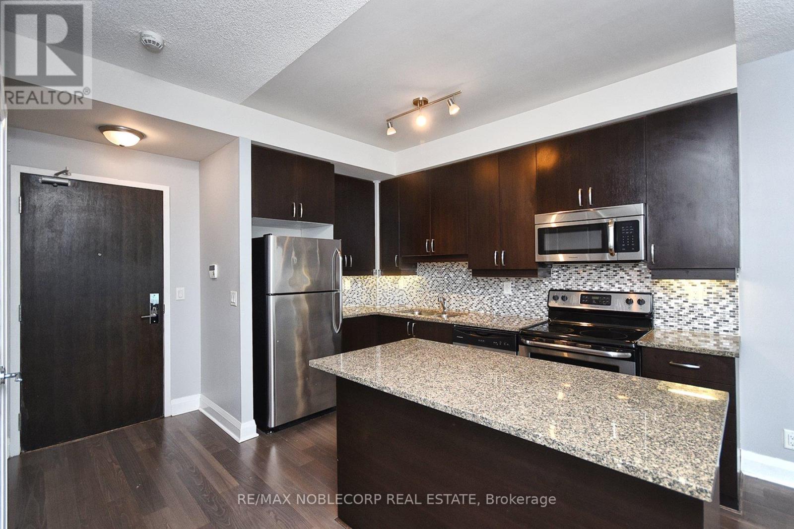 802 - 1185 The Queensway Way, Toronto, Ontario  M8Z 0C6 - Photo 11 - W12557848