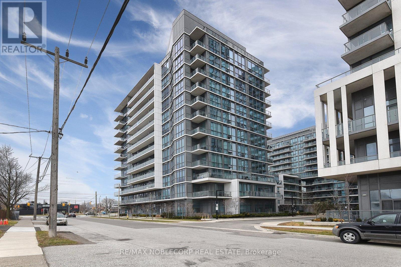 802 - 1185 The Queensway Way, Toronto, Ontario  M8Z 0C6 - Photo 2 - W12557848