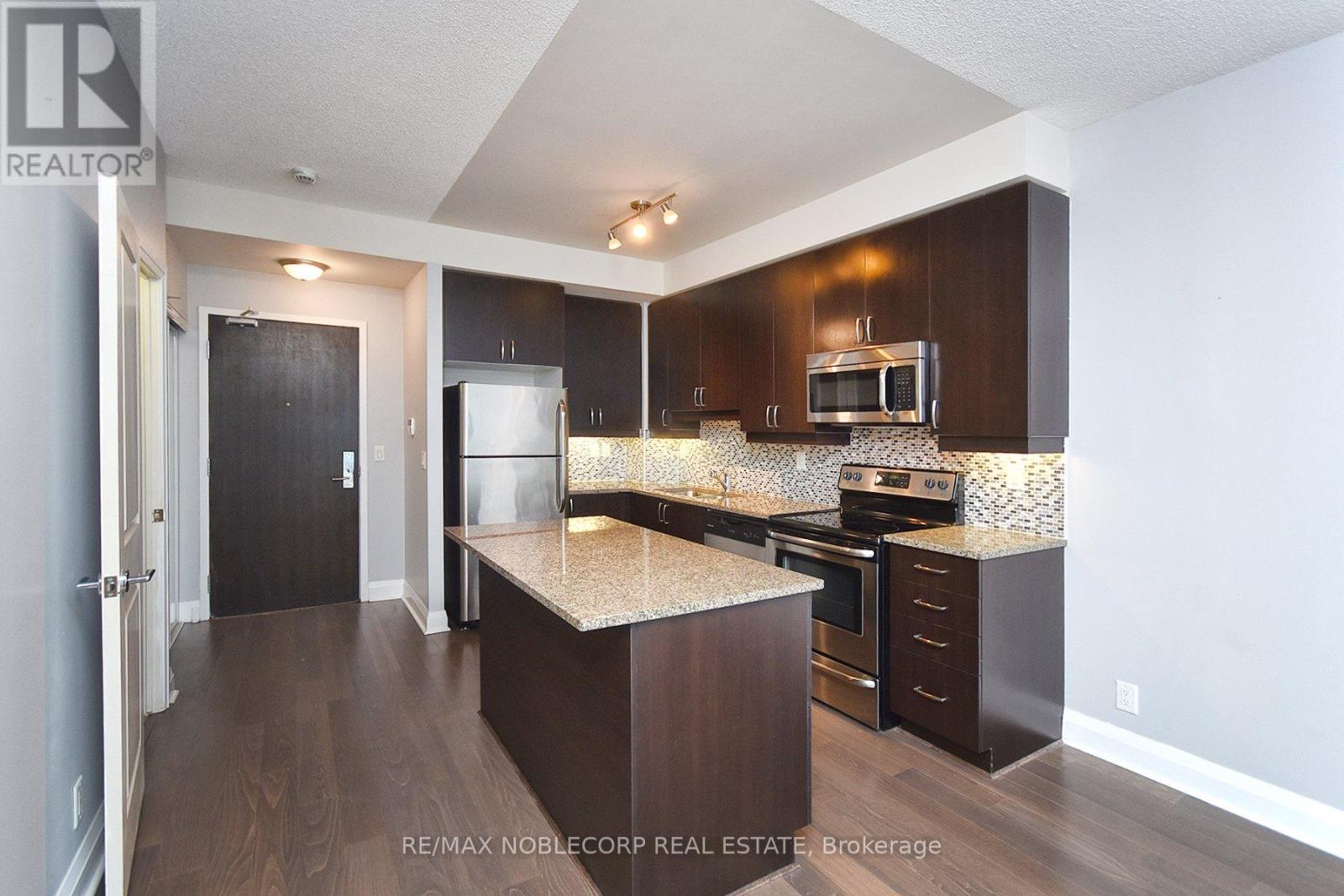 802 - 1185 The Queensway Way, Toronto, Ontario  M8Z 0C6 - Photo 6 - W12557848