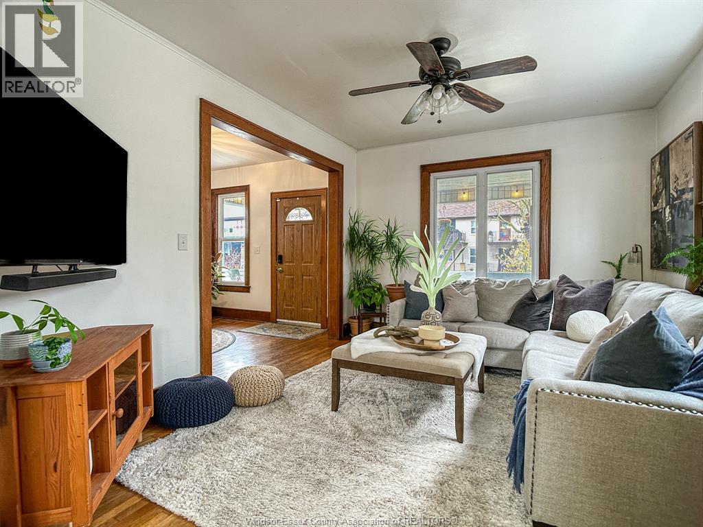 131 Elm, Windsor, Ontario  N9A 5G9 - Photo 5 - 25029123