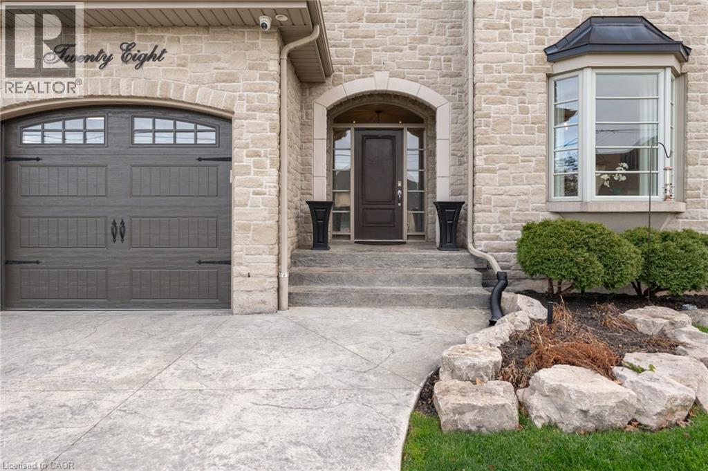 28 Southmeadow Crescent, Stoney Creek, Ontario  L8G 3E5 - Photo 3 - 40788964