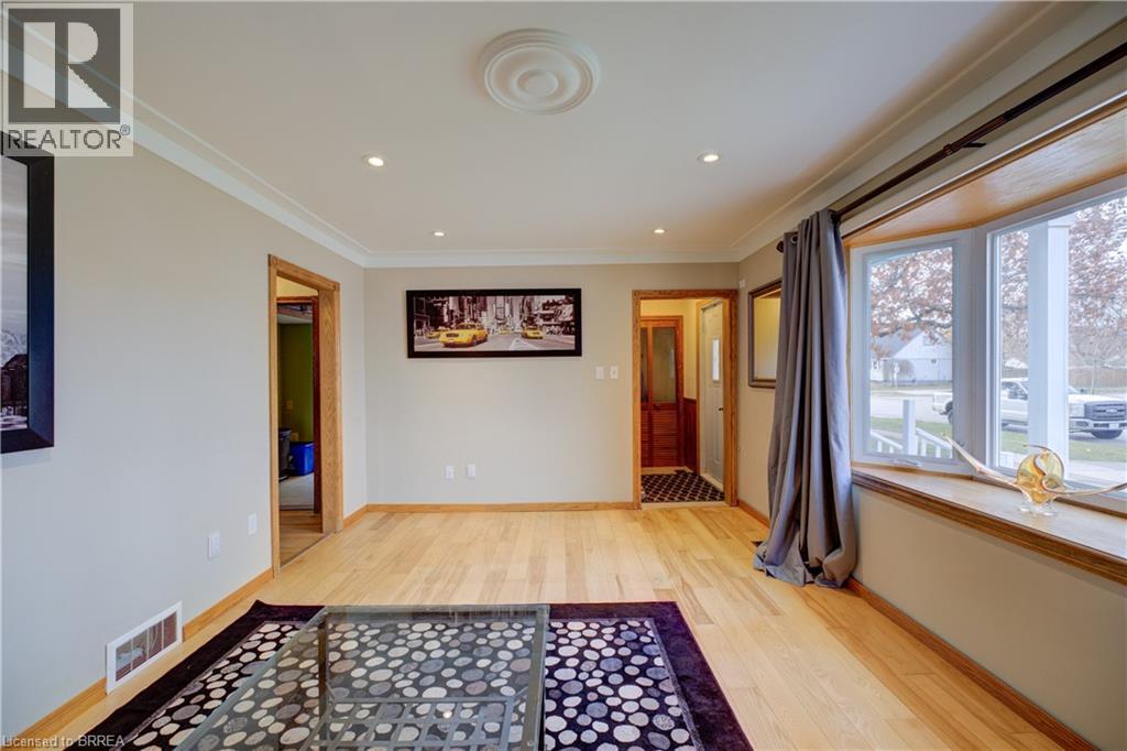 37 Frank Street, Brantford, Ontario  N3T 5E1 - Photo 5 - 40787380