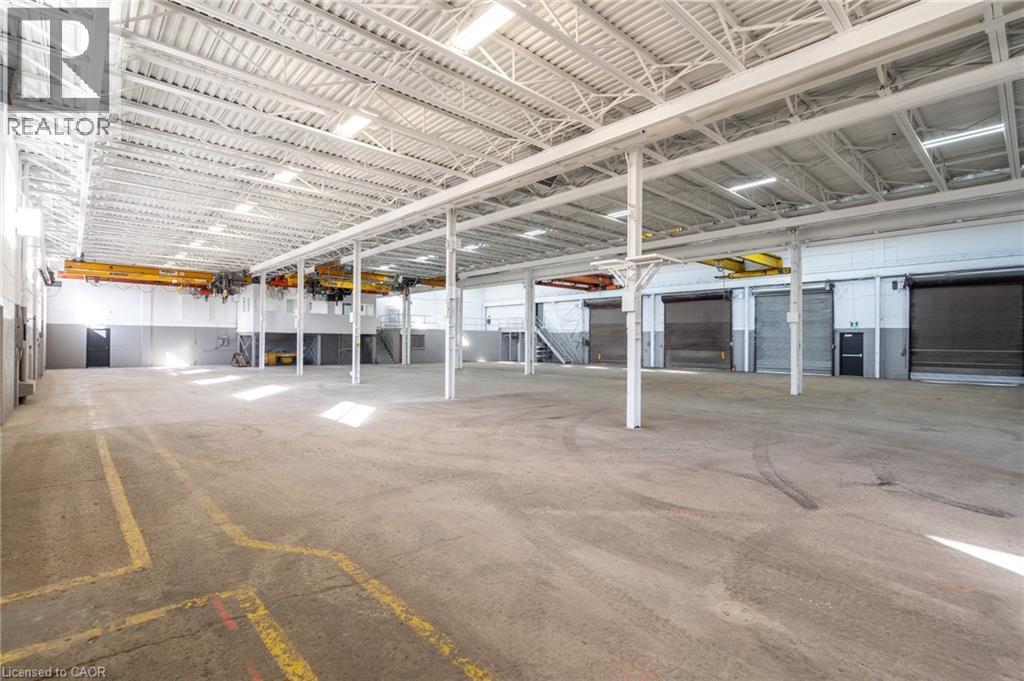 100 BURLAND Crescent Unit# 1, Hamilton, Ontario