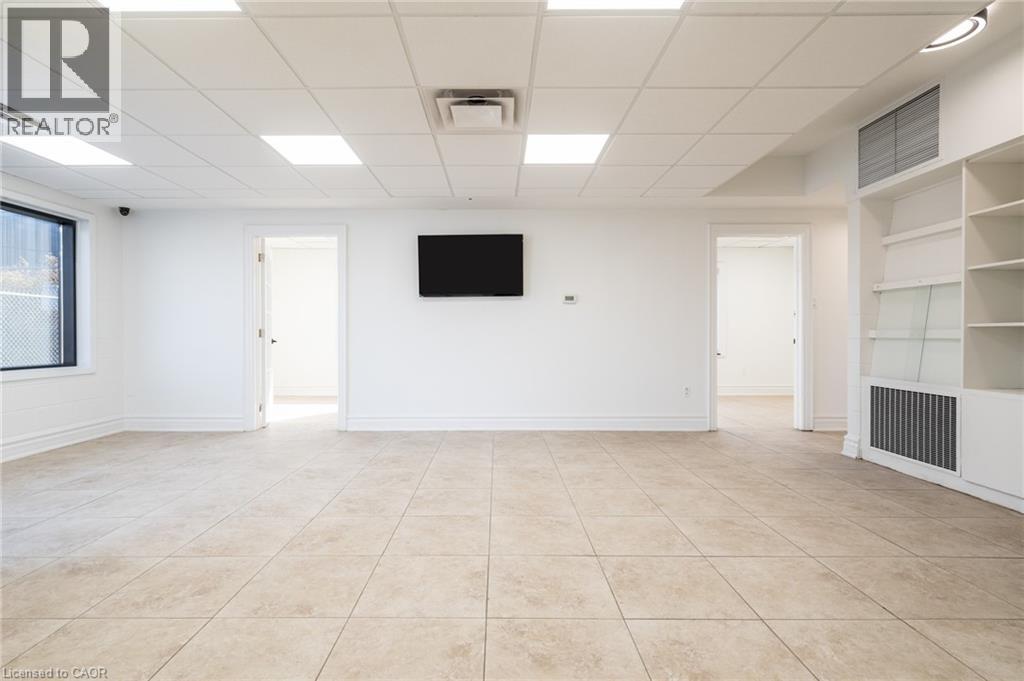 100 Burland Crescent Unit# B, Hamilton, Ontario  L8H 7T5 - Photo 9 - 40775267