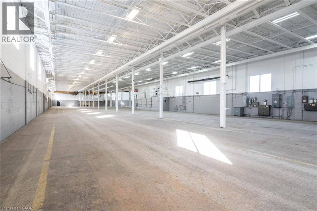 100 BURLAND Crescent Unit# 2, Hamilton, Ontario