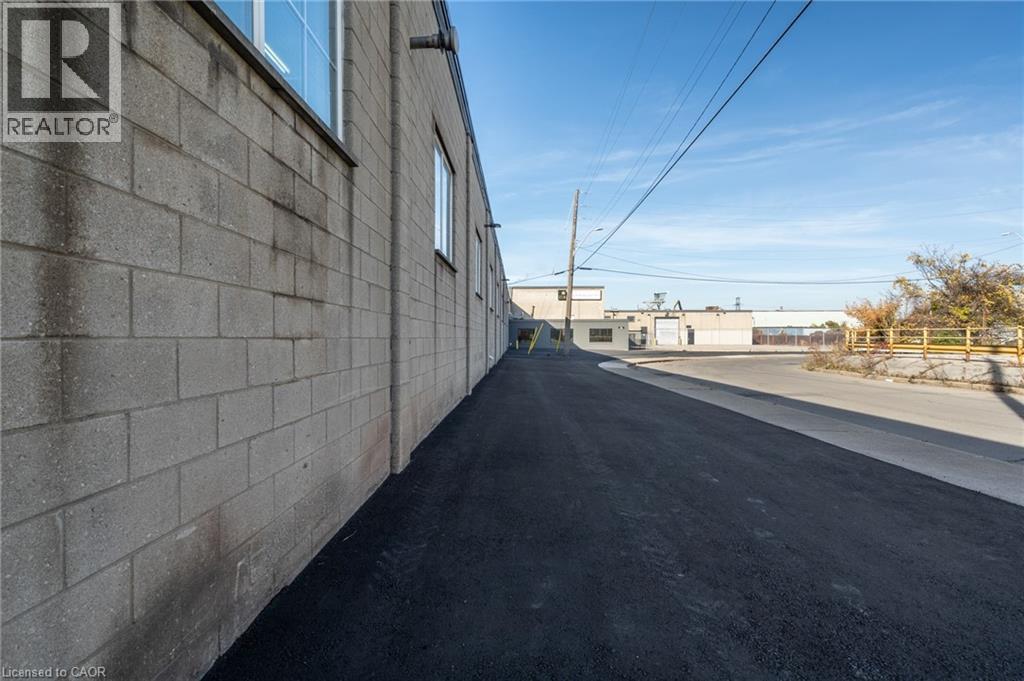 100 Burland Crescent Unit# B, Hamilton, Ontario  L8H 7T5 - Photo 14 - 40775267