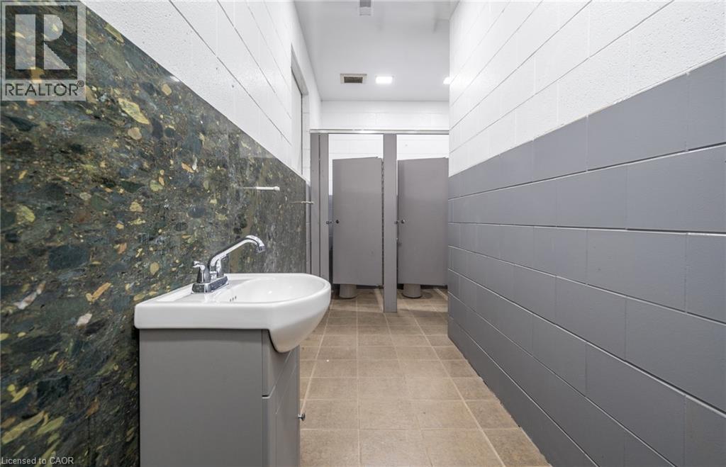 100 Burland Crescent Unit# B, Hamilton, Ontario  L8H 7T5 - Photo 11 - 40775267