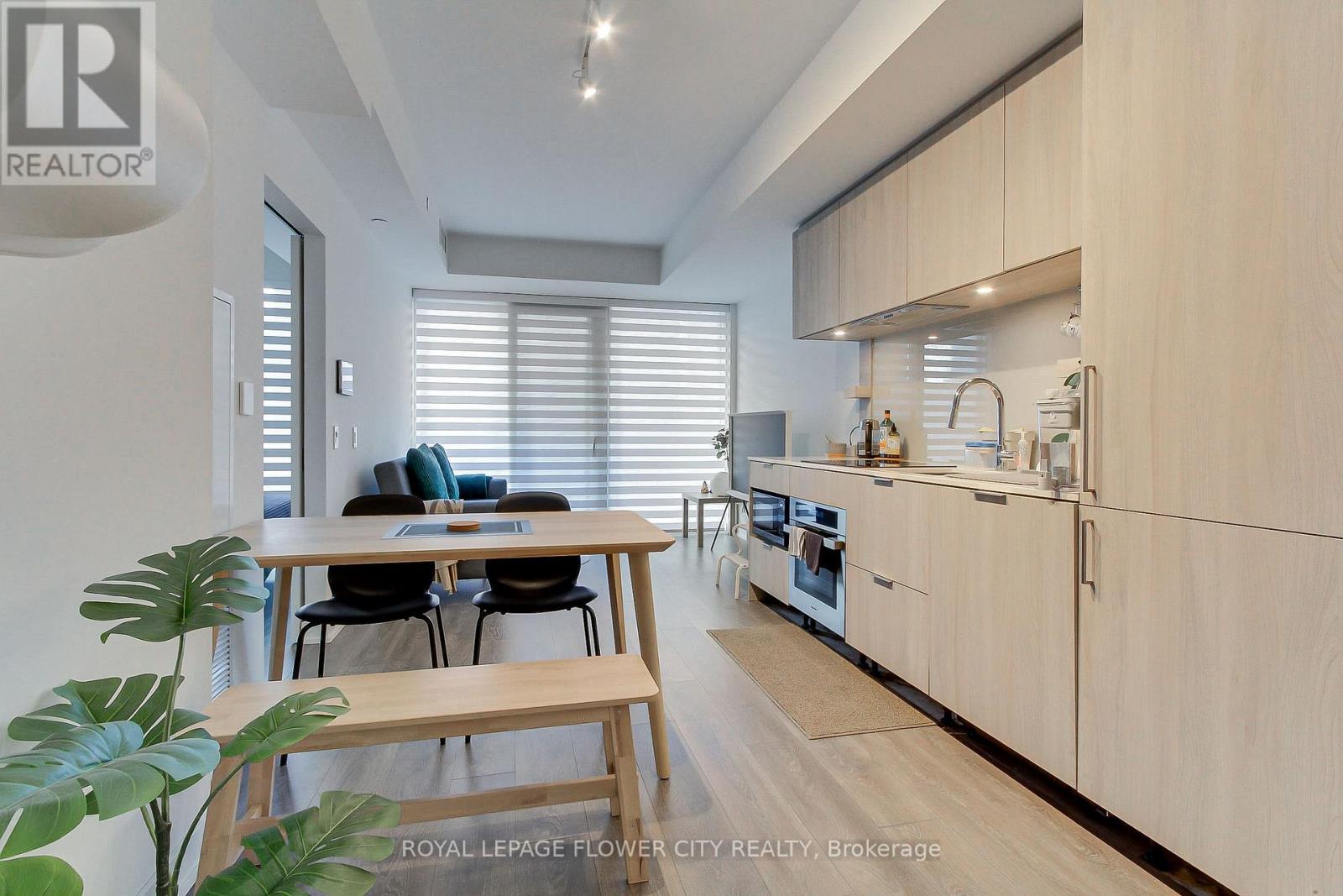 411 - 28 Ann Street, Mississauga, Ontario L5G 0E1 - Photo 11 - W12551544