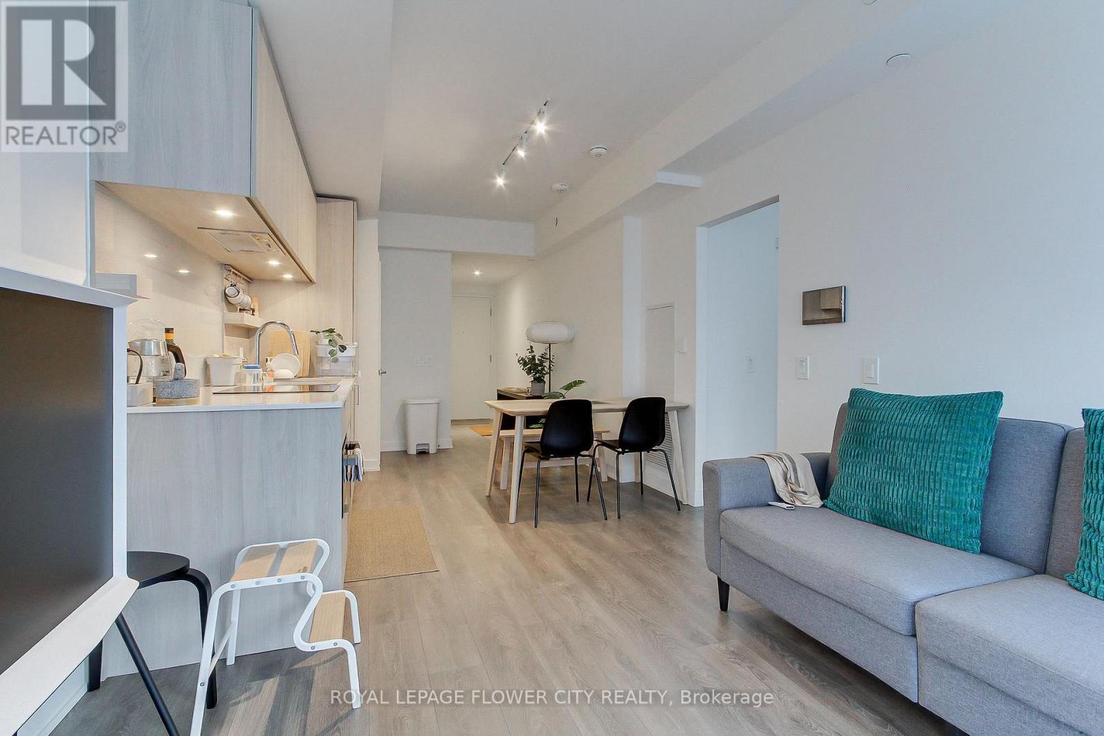 411 - 28 Ann Street, Mississauga, Ontario L5G 0E1 - Photo 16 - W12551544