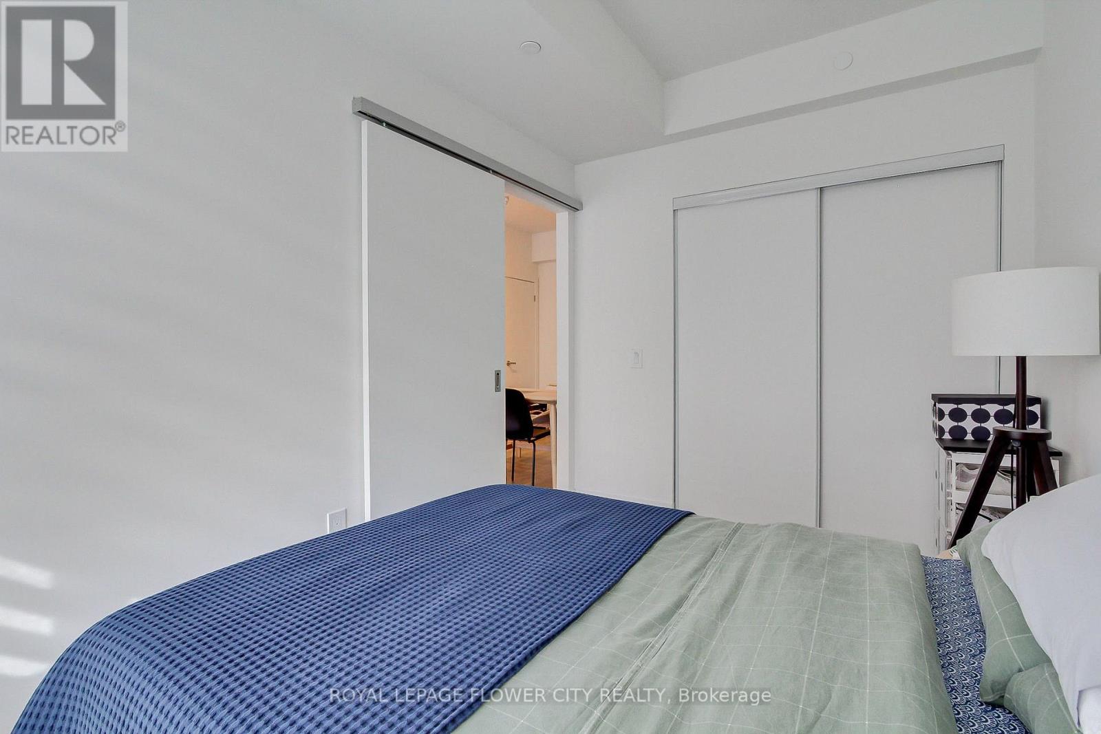 411 - 28 Ann Street, Mississauga, Ontario L5G 0E1 - Photo 19 - W12551544