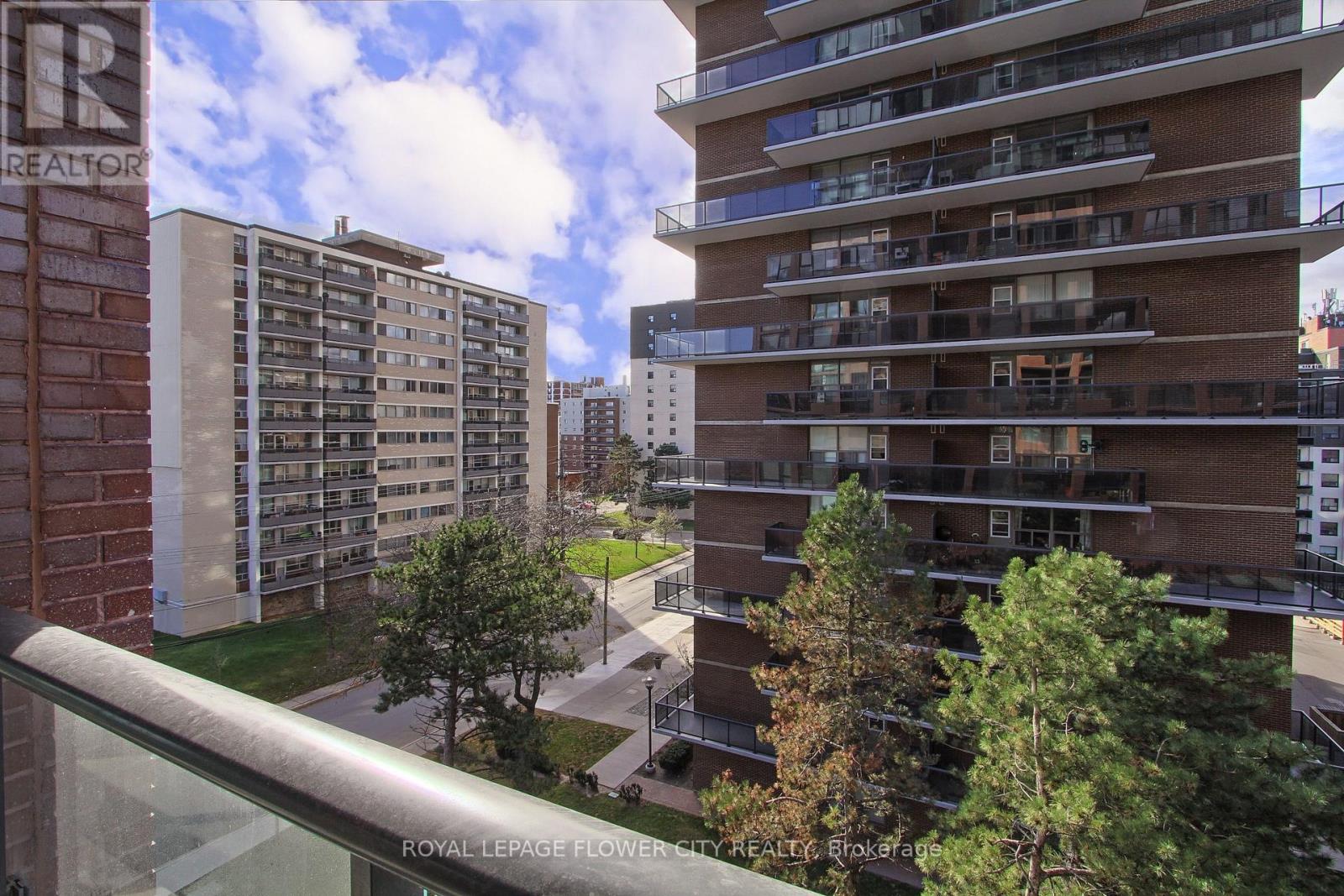 411 - 28 Ann Street, Mississauga, Ontario L5G 0E1 - Photo 24 - W12551544