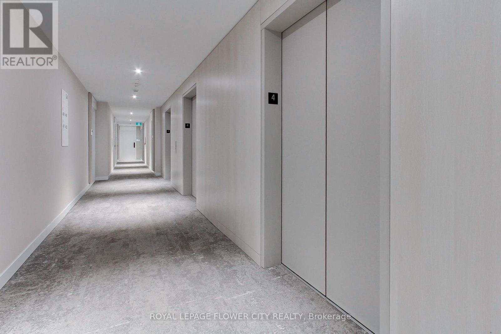 411 - 28 Ann Street, Mississauga, Ontario L5G 0E1 - Photo 4 - W12551544