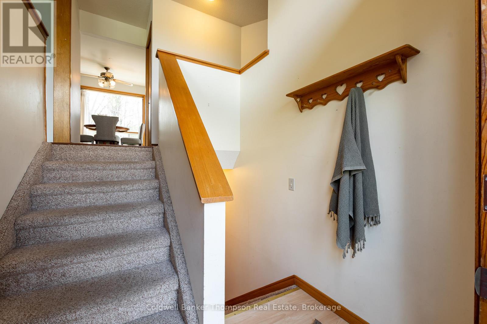 20 Southdale Drive, Huntsville, Ontario  P1H 1T6 - Photo 3 - X12557880