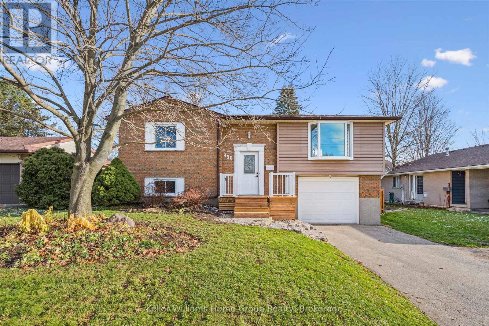 450 FORFAR STREET, Centre Wellington, Ontario