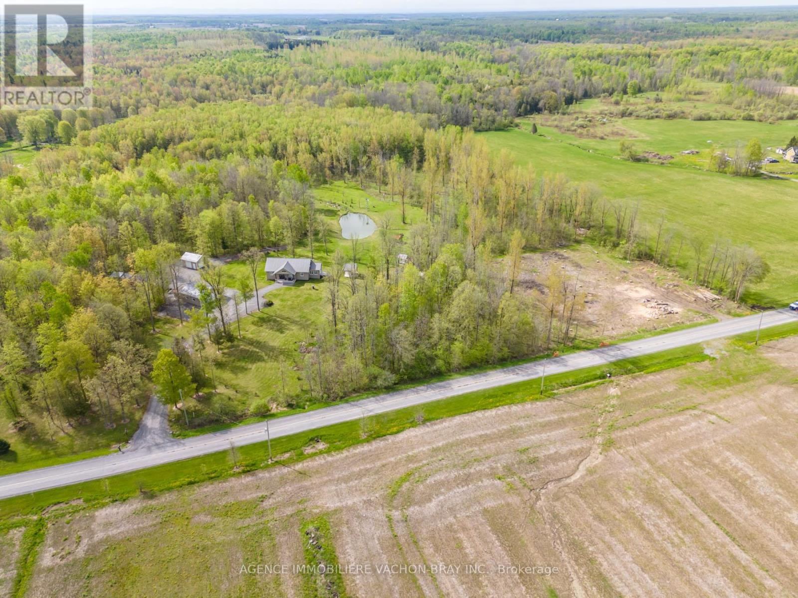 18668 Concession 2 Road, North Glengarry, Ontario  K0C 1B0 - Photo 42 - X12371696