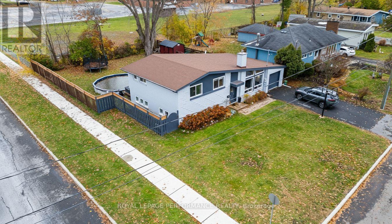 1402 Boyd Street, Cornwall, Ontario  K6J 1X1 - Photo 4 - X12552132