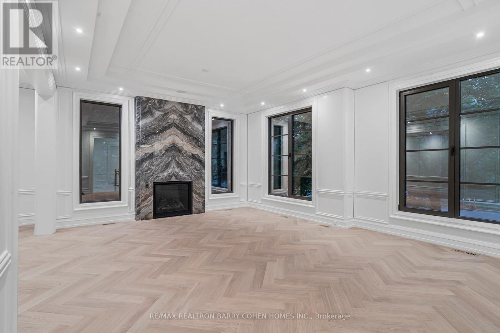 27 Penwood Crescent, Toronto, Ontario  M3B 3B1 - Photo 3 - C12459838