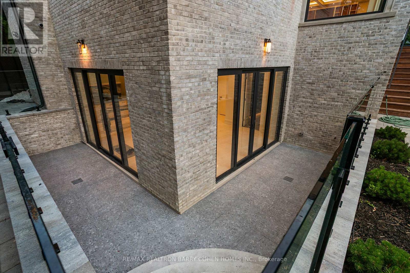 27 Penwood Crescent, Toronto, Ontario  M3B 3B1 - Photo 32 - C12459838