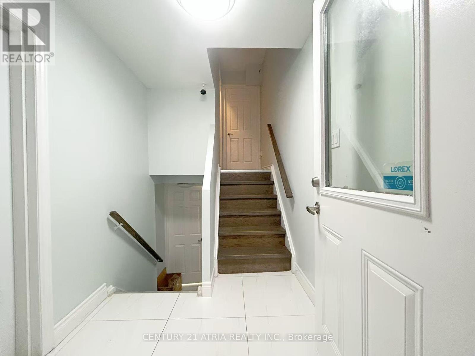 3rd Floor - 81 Hollyberry Trail, Toronto, Ontario  M2H 2N9 - Photo 2 - C12532860