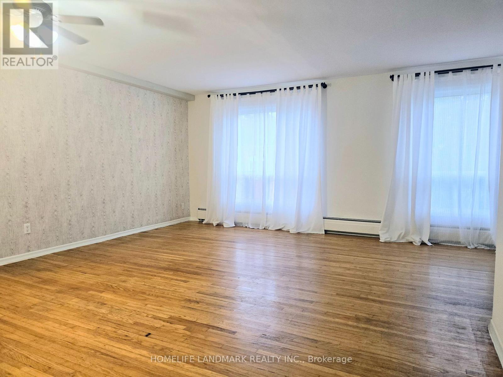 1 - 2844 Danforth Avenue, Toronto, Ontario  M4C 1M1 - Photo 5 - E12367752