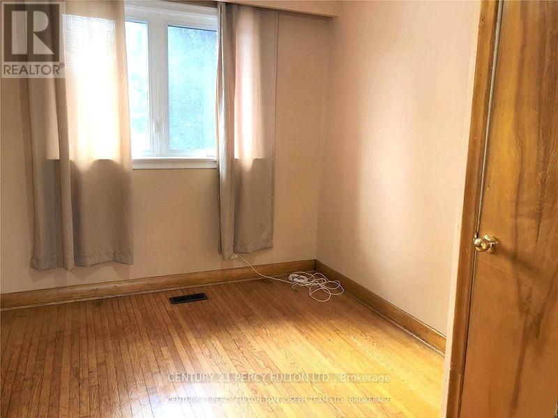 22 Perivale Crescent, Toronto, Ontario M1J 2C1 - Photo 10 - E12478099