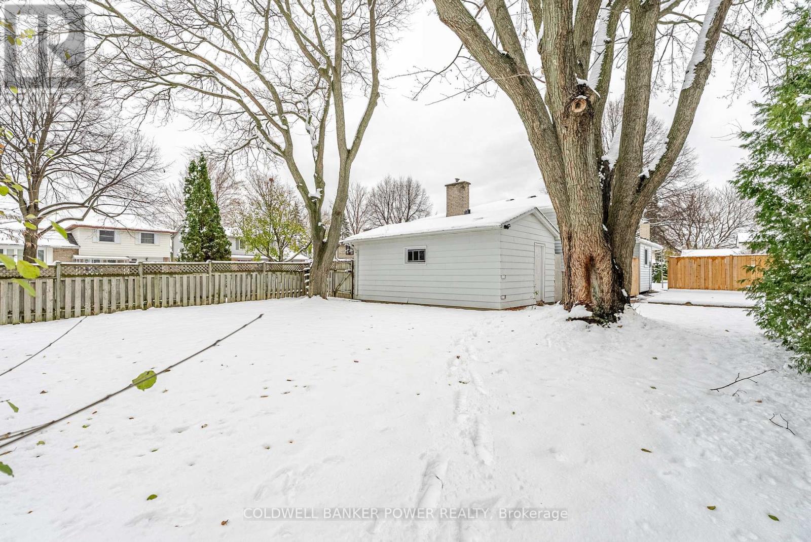 29 Nottinghill Crescent, London South, Ontario N6K 1P9 - Photo 32 - X12554924