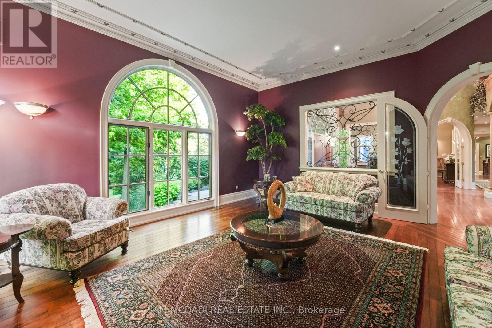 10140 Pineview Trail, Milton, Ontario L0P 1B0 - Photo 16 - W12551356