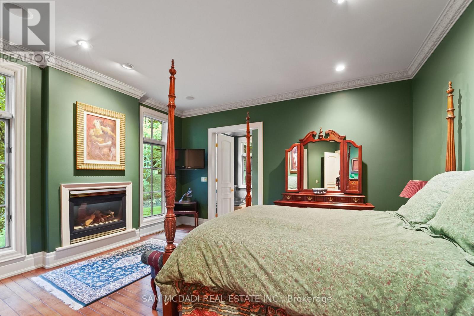 10140 Pineview Trail, Milton, Ontario L0P 1B0 - Photo 27 - W12551356