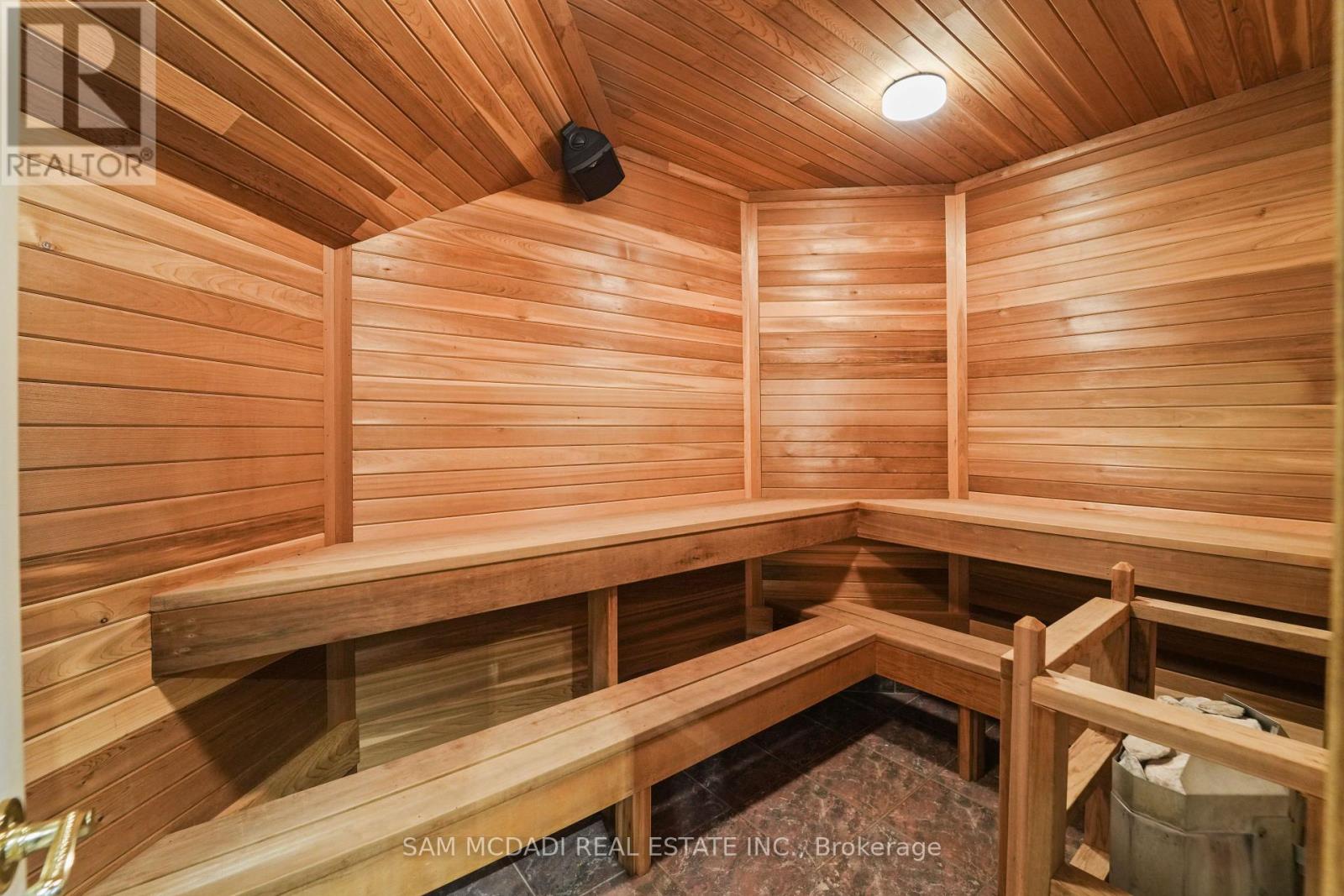 10140 Pineview Trail, Milton, Ontario L0P 1B0 - Photo 41 - W12551356