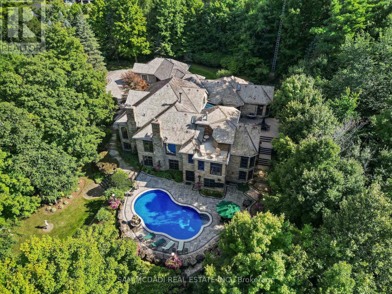 10140 Pineview Trail, Milton, Ontario L0P 1B0 - Photo 49 - W12551356