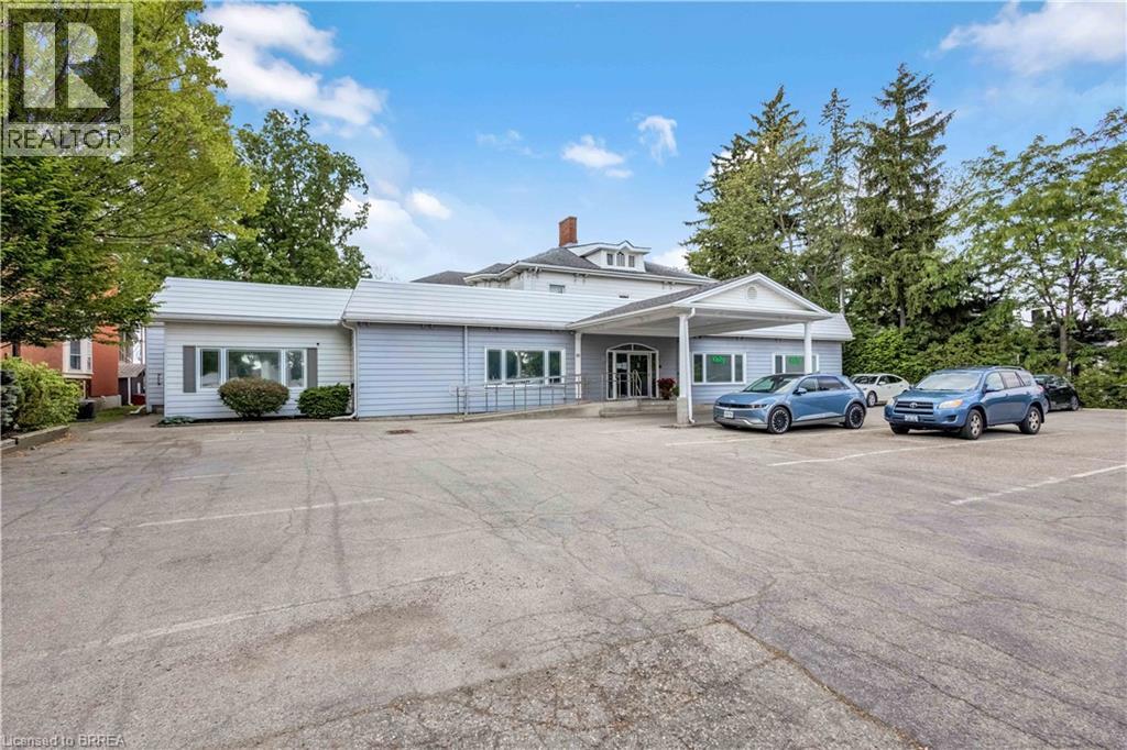 30 BRANT Avenue Unit# B.3, Brantford, Ontario