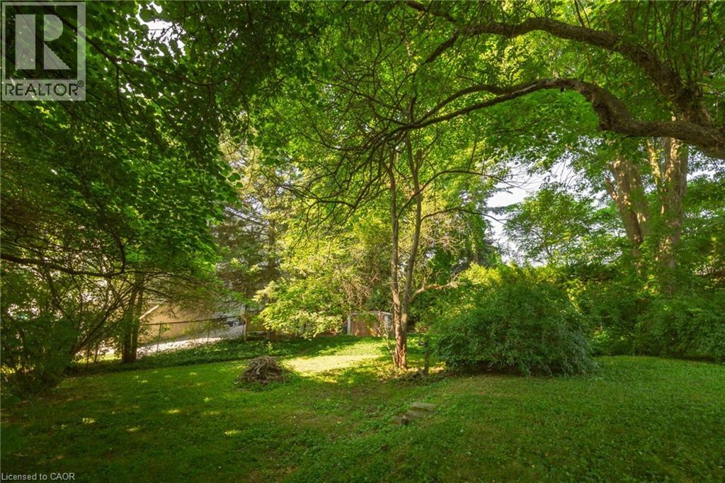 Photo 13 of 49 for 840 Clearview Avenue