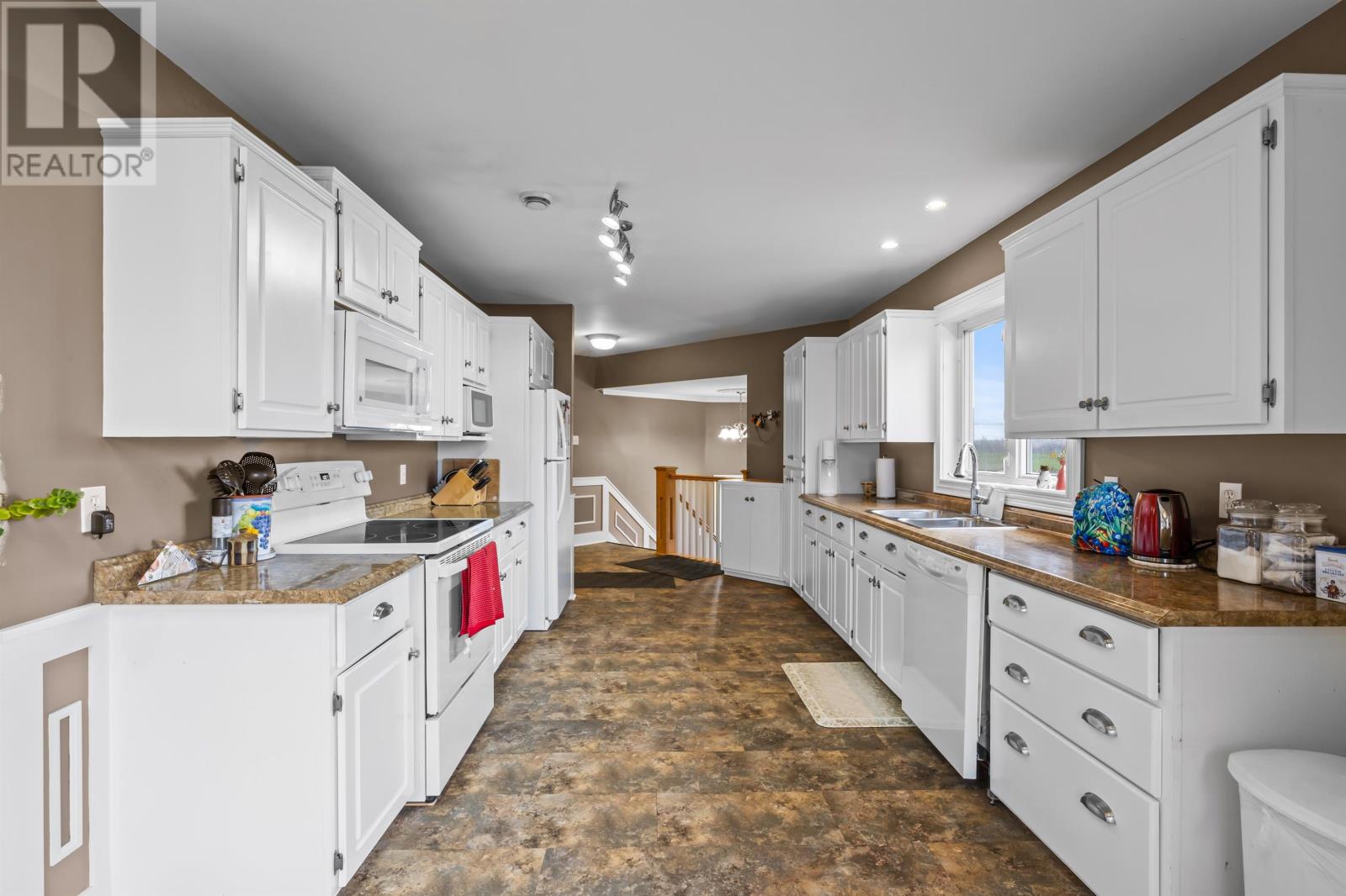 595 Route 20, Indian River, Prince Edward Island  C0B 1M0 - Photo 6 - 202528232