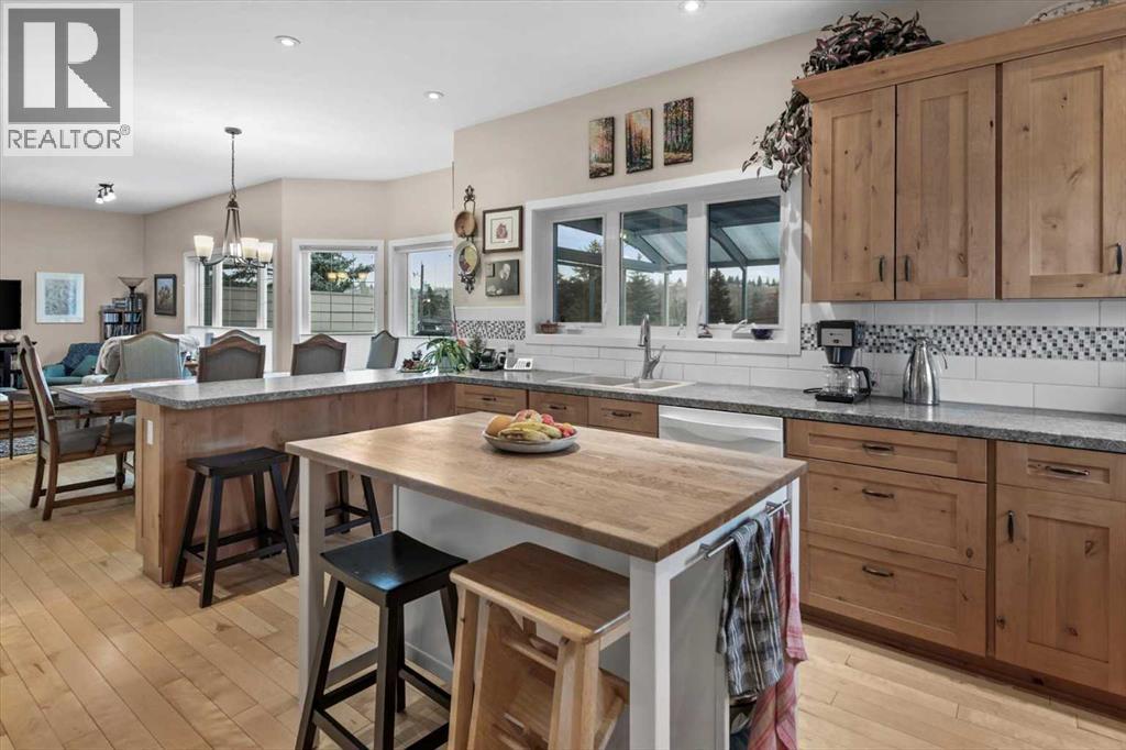 4504 70 Street Nw, Calgary, Alberta  T3B 2K6 - Photo 14 - A2270830