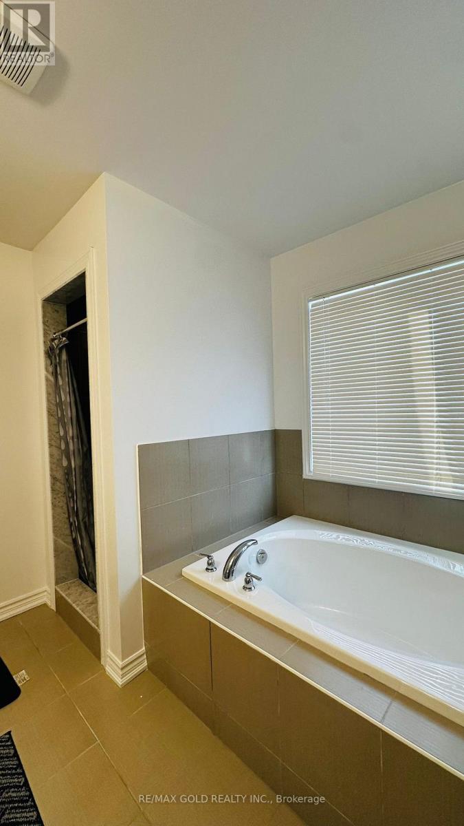 27 Aitchision Avenue, Southgate, Ontario  N0C 1B0 - Photo 9 - X12398766