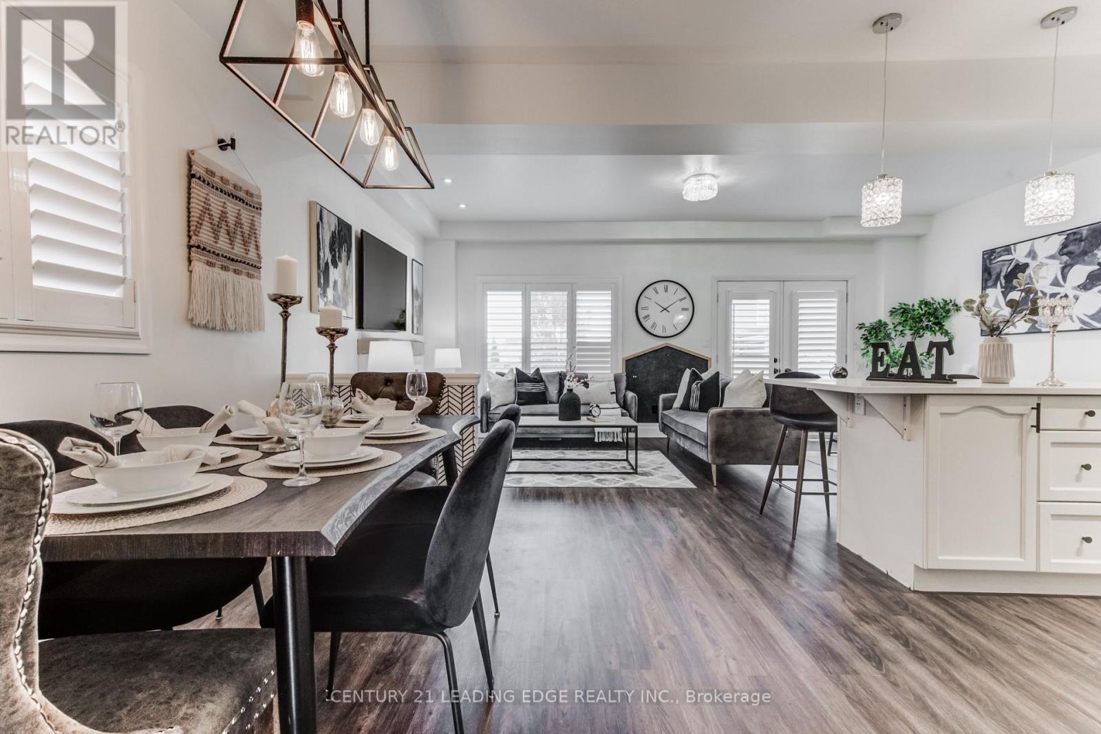 277 Watervale Crescent, Kitchener, Ontario  N2A 0G7 - Photo 4 - X12454833