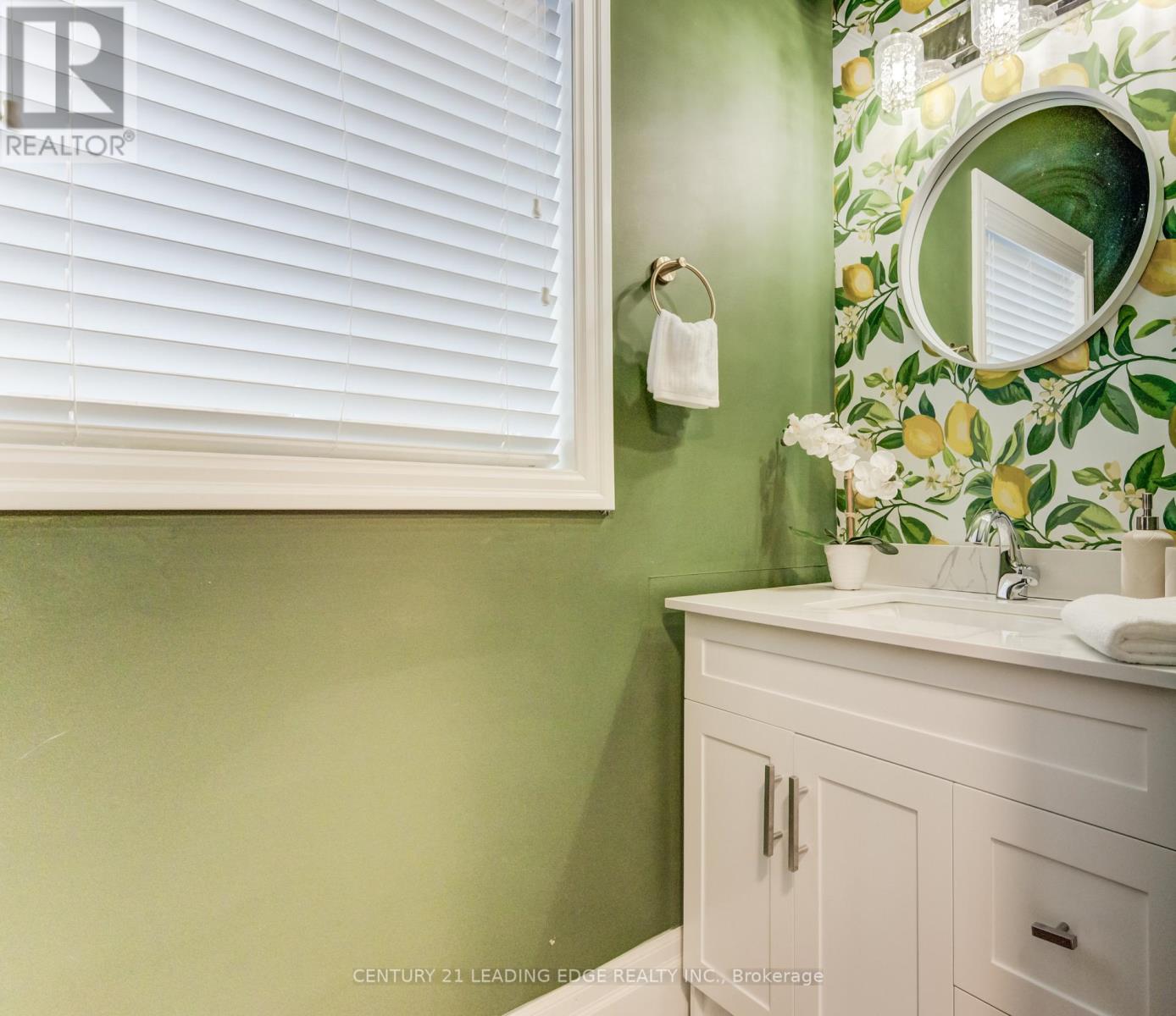 277 Watervale Crescent, Kitchener, Ontario  N2A 0G7 - Photo 17 - X12454833