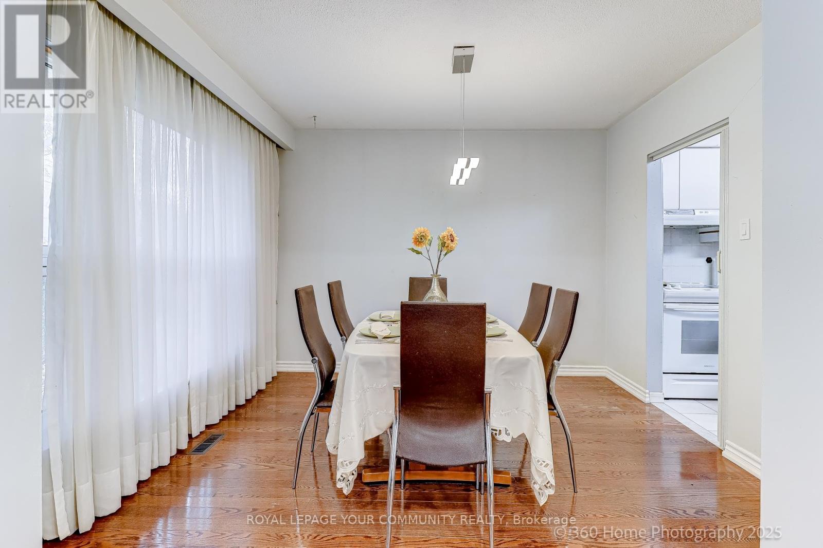 10 Fontainbleau Drive, Toronto, Ontario  M2M 1N9 - Photo 14 - C12557882