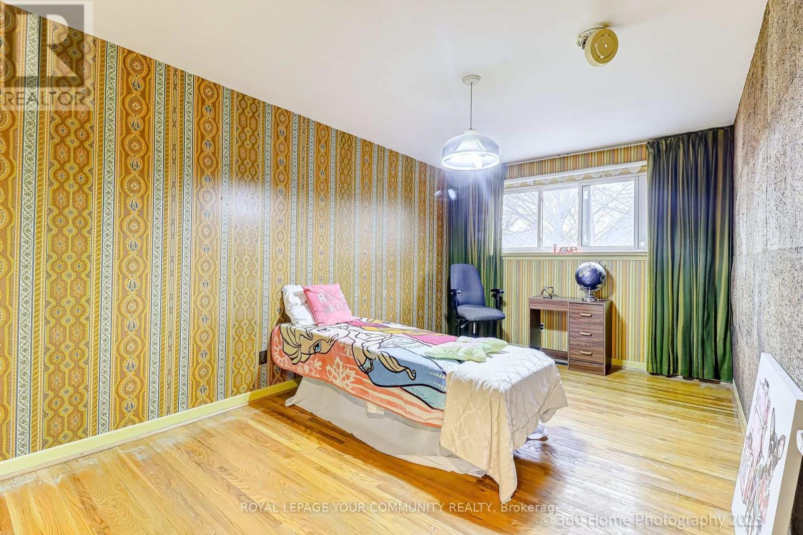 10 Fontainbleau Drive, Toronto, Ontario  M2M 1N9 - Photo 3 - C12557882