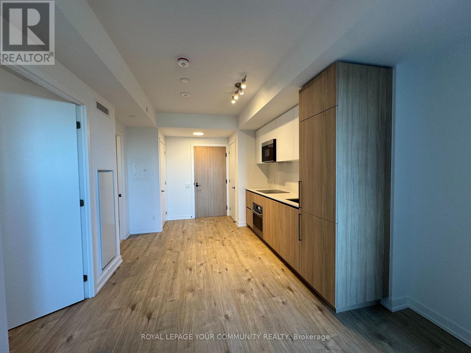 813 - 35 Parliament Street, Toronto, Ontario  M5A 0Z5 - Photo 2 - C12557888