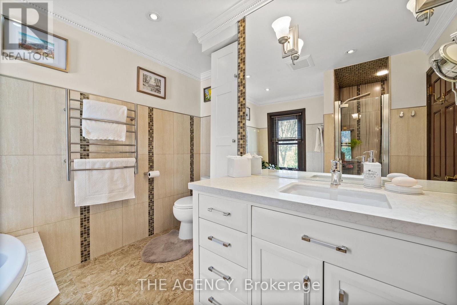 111 Seaton Street, Toronto, Ontario  M5A 2T2 - Photo 19 - C12557904