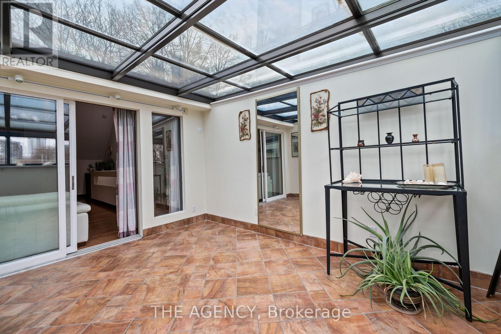 111 Seaton Street, Toronto, Ontario  M5A 2T2 - Photo 28 - C12557904