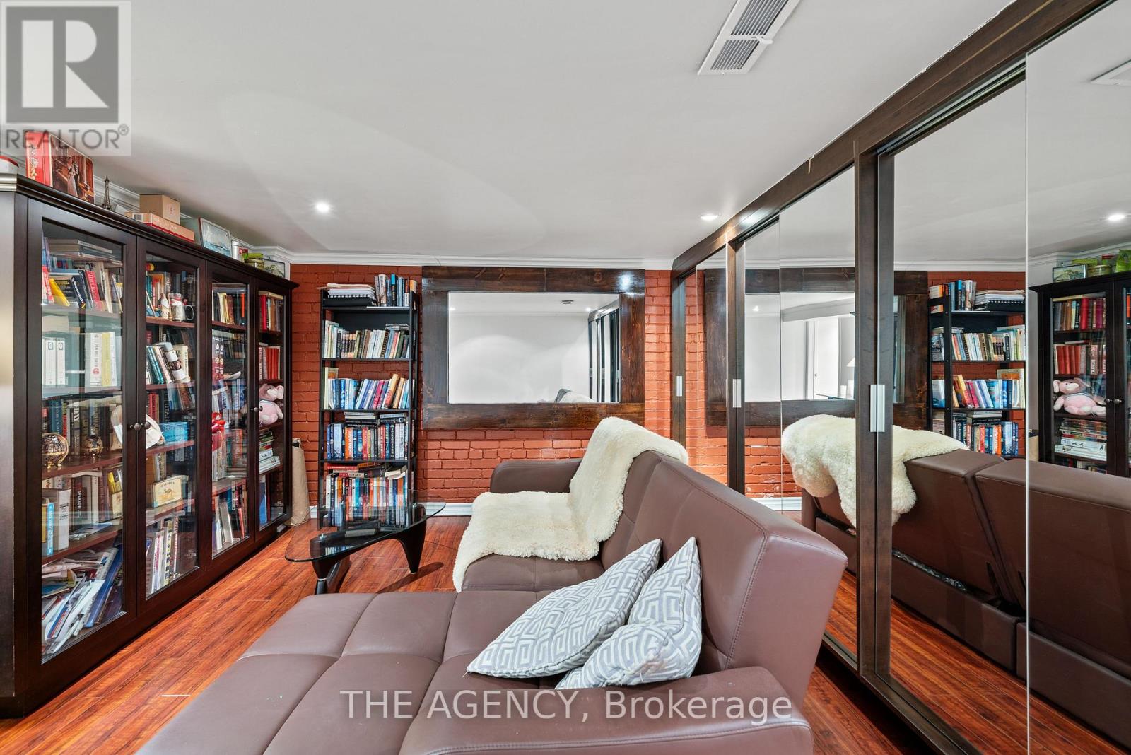 111 Seaton Street, Toronto, Ontario  M5A 2T2 - Photo 33 - C12557904