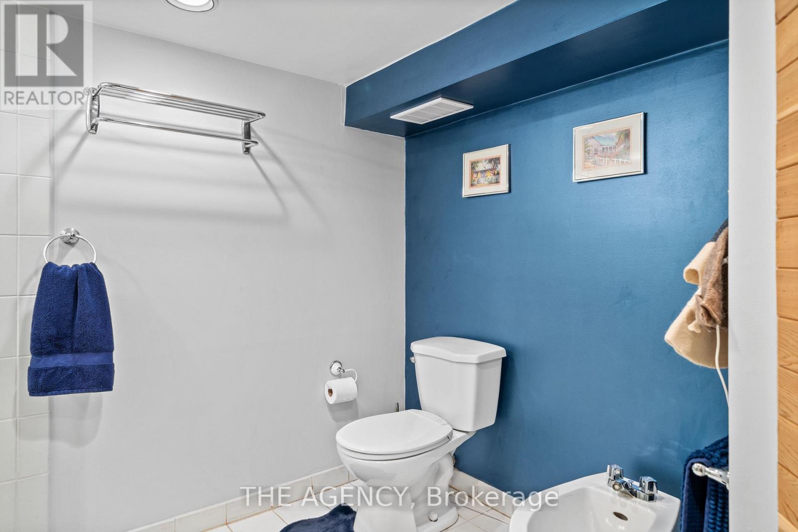 111 Seaton Street, Toronto, Ontario  M5A 2T2 - Photo 34 - C12557904